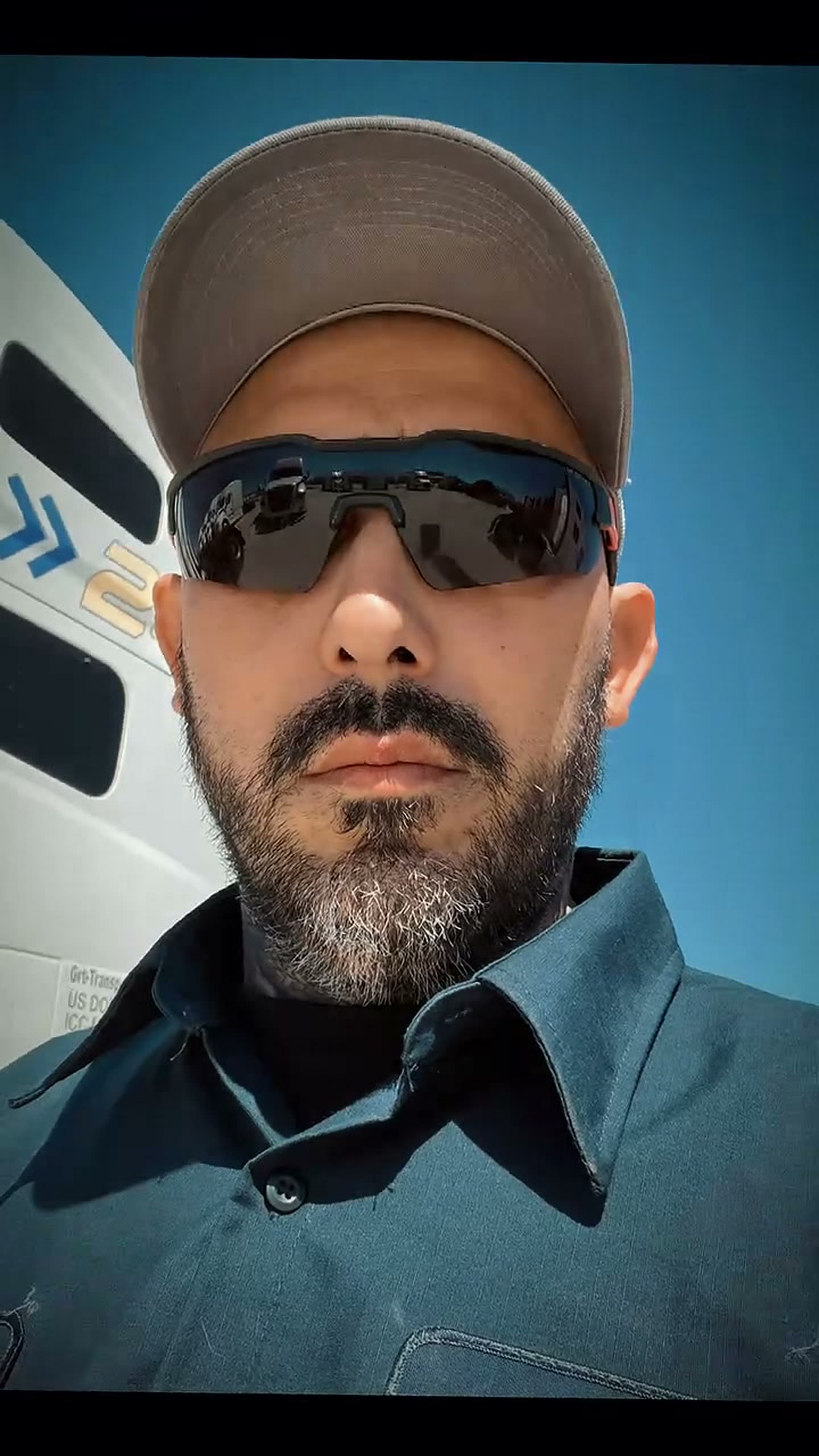 Herling Madrigal, owner of Herling Fleet Services